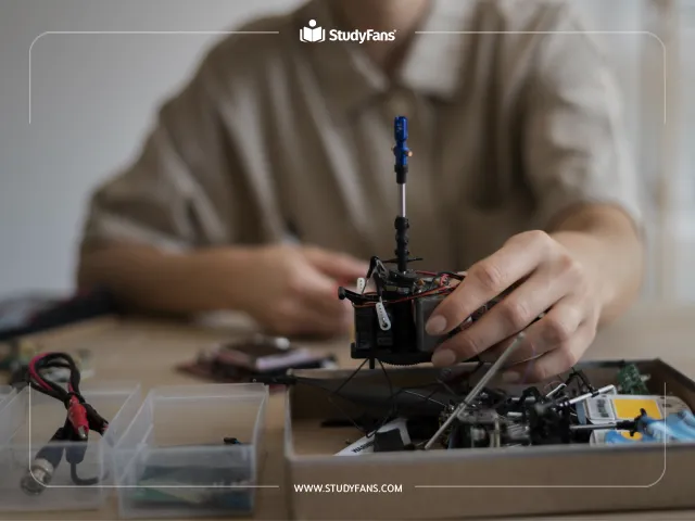 المواد الدراسية لقسم هندسة الميكاترونيكس في تركيا؟