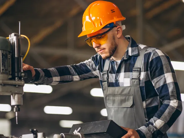 مهام عمل المهندس الصناعي مهام عمل المهندس الصناعي