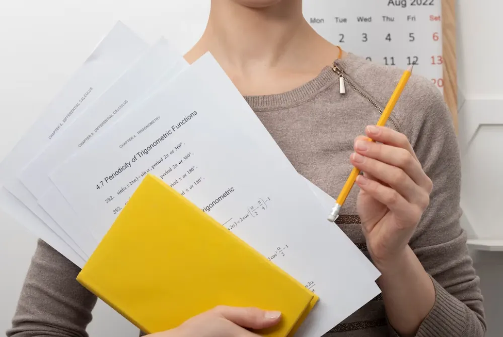 كم تبلغ رسوم اختبار PTE التحضيري للغة الإنجليزية؟