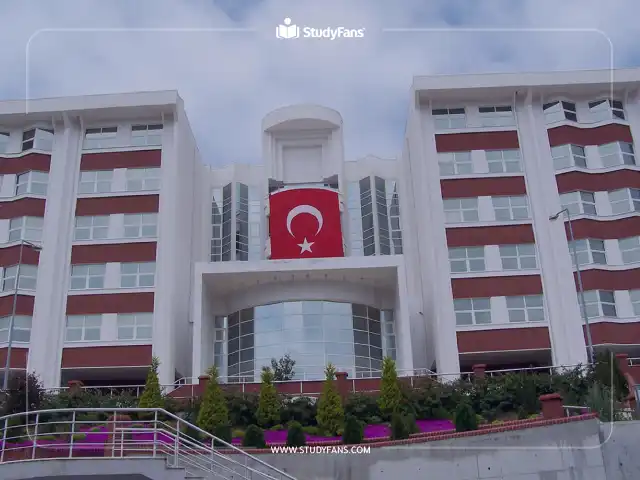 مميزات دراسة التخصصات في جامعة ايشك مميزات دراسة التخصصات في جامعة ايشك