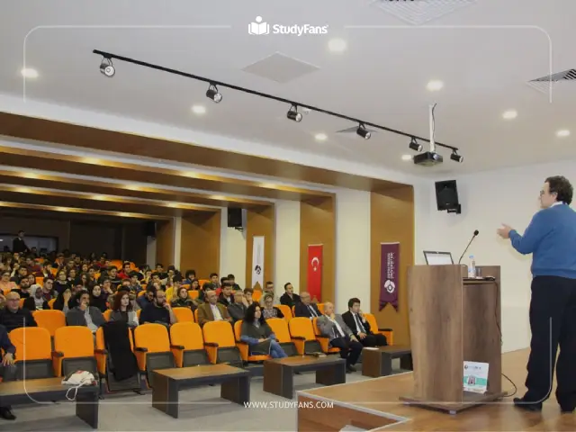 مميزات الدراسة في جامعة أوستيم التقنية مميزات الدراسة في جامعة أوستيم التقنية